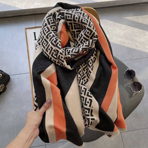 2021 imitation cashmere women's autumn winter plaid stripe thickened scarf summer air conditioning shawl, Blue;gray
2021 imitation cashmere women's autumn winter plaid stripe thickened scarf summer air conditioning shawl, Blue;gray