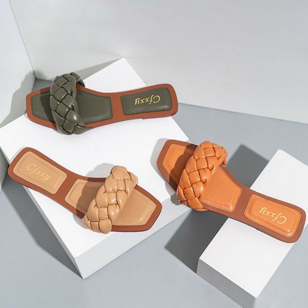 2021 fashion temperament summer casual slippers ladies flat rome style slides bare-toe braided slippers flip flops women shoes, Black
2021 fashion temperament summer casual slippers ladies flat rome style slides bare-toe braided slippers flip flops women shoes, Black