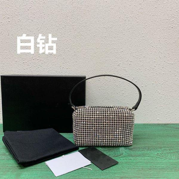 new female bag shoulder rhinestone aw portable small bling 2021 underarm square trendy messenger king umkrm
new female bag shoulder rhinestone aw portable small bling 2021 underarm square trendy messenger king umkrm