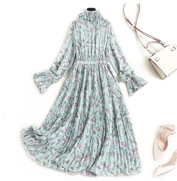 dress runway fashion designer spring print chiffon dressed woman elegant clothes plied enlargement with femme bathrobe, Black;gray
dress runway fashion designer spring print chiffon dressed woman elegant clothes plied enlargement with femme bathrobe, Black;gray