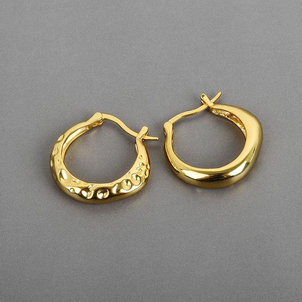 hoop & huggie minimalist 925 sterling silver handmade hammer texture earrings for women fashion creative irregular jewelry, Golden;silver
hoop & huggie minimalist 925 sterling silver handmade hammer texture earrings for women fashion creative irregular jewelry, Golden;silver