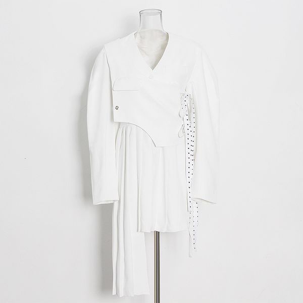 temperament suit women's dress 2021 pure long-sleeved white spring plied with low-v casual irregular v-up loop of that female, Black;gray
temperament suit women's dress 2021 pure long-sleeved white spring plied with low-v casual irregular v-up loop of that female, Black;gray