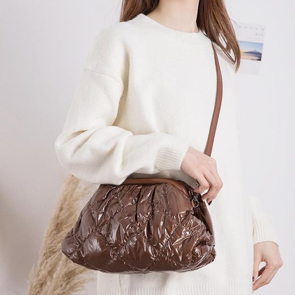 evening bags women crossbody padded shell clutch bag for ladies fashion lingge quilted luxury nylon down cotton handbag 2022 winter sac
evening bags women crossbody padded shell clutch bag for ladies fashion lingge quilted luxury nylon down cotton handbag 2022 winter sac