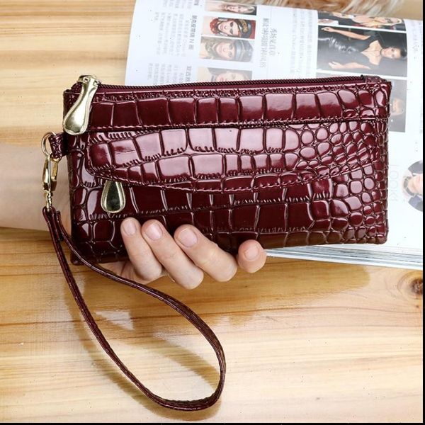 patent leather womens wallets fallow long ladies double zipper wallet clutch bag design red purse crocodile purses, Red;black
patent leather womens wallets fallow long ladies double zipper wallet clutch bag design red purse crocodile purses, Red;black