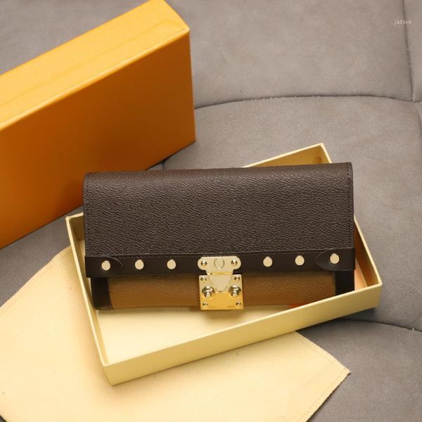 wallets leather long wallet ladies multi-card pocket zipper bag retro rivet lock box clutch1, Red;black
wallets leather long wallet ladies multi-card pocket zipper bag retro rivet lock box clutch1, Red;black