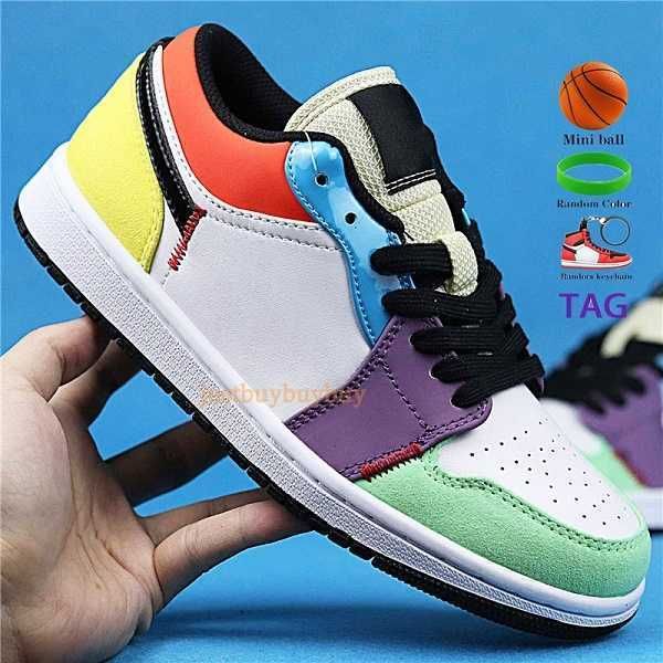 low 1 1s mens basketball shoes unc og sp travis scotts paris royal toe pine green triple white men trainers women sneakersr33o
low 1 1s mens basketball shoes unc og sp travis scotts paris royal toe pine green triple white men trainers women sneakersr33o