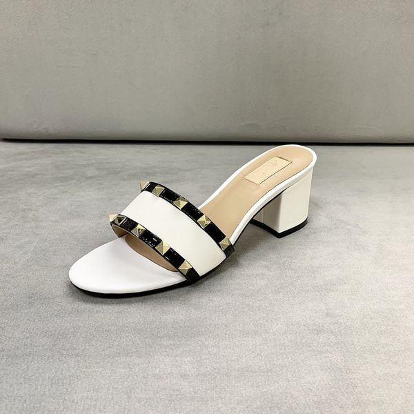 slippers design leather luxury slingback pumps ladies high heels woman shoes fashion heel beach rivet slippers size 35-40 1fv, Black
slippers design leather luxury slingback pumps ladies high heels woman shoes fashion heel beach rivet slippers size 35-40 1fv, Black
