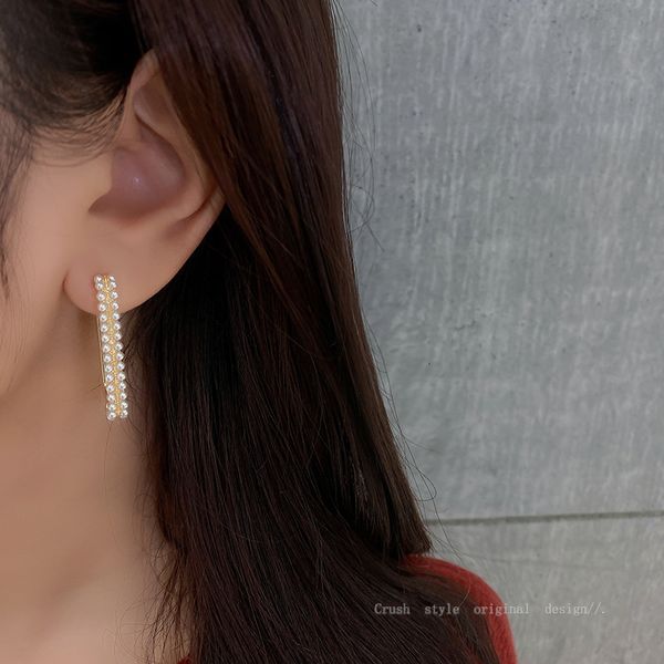 real gold electroplated pearl stitching rectangular ear buckle fashion fashion simple earring net red personality earrings girl, Silver
real gold electroplated pearl stitching rectangular ear buckle fashion fashion simple earring net red personality earrings girl, Silver