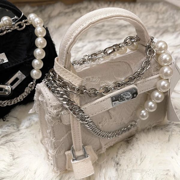 wholesale japanese with cowboys' , chain cloth pearl beggars' canvas and black youth bag luxurys designers bag luxurys designers b
wholesale japanese with cowboys' , chain cloth pearl beggars' canvas and black youth bag luxurys designers bag luxurys designers b