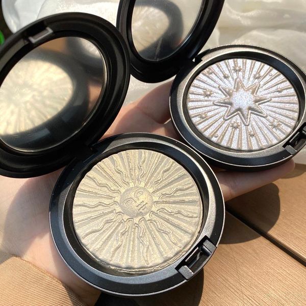 bronzers & highlighters 2021ihighlighter facial palette makeup 3dface contour shimmer powder body base illuminator highlight cosmetics
bronzers & highlighters 2021ihighlighter facial palette makeup 3dface contour shimmer powder body base illuminator highlight cosmetics