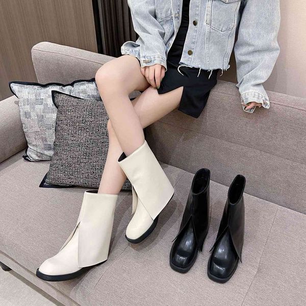 song same middle tube female flat bottomed knight trouser leg boots blow up street below the knee sweet cool, Black
song same middle tube female flat bottomed knight trouser leg boots blow up street below the knee sweet cool, Black