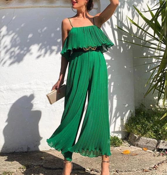 catsuit polyester vadim body italian women jumpsuits summer sleeveless ruffled sling pleated wide leg female 4 color, Black;white
catsuit polyester vadim body italian women jumpsuits summer sleeveless ruffled sling pleated wide leg female 4 color, Black;white