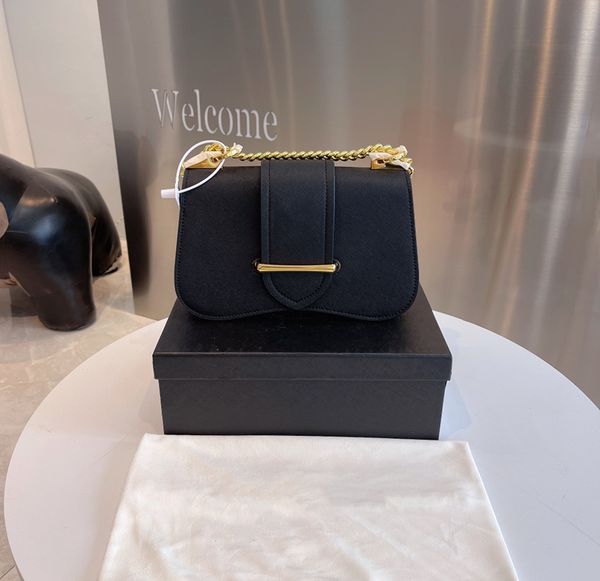 shoulder bags handbag designer purse handbags genuine leather high-quality gold chain fashion brand different colors various styles with ori
shoulder bags handbag designer purse handbags genuine leather high-quality gold chain fashion brand different colors various styles with ori