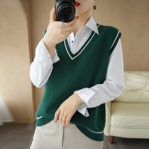 autumn and winter casual sweater v-neck vt women's autumn thin waistcoat loose solid color pullover sweater, Black;white
autumn and winter casual sweater v-neck vt women's autumn thin waistcoat loose solid color pullover sweater, Black;white
