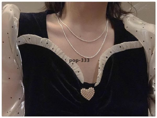 2021 bag parts shining silver nude necklace with light luxury korean versatile niche collarbone caterpillar chain accessory, Red;brown
2021 bag parts shining silver nude necklace with light luxury korean versatile niche collarbone caterpillar chain accessory, Red;brown