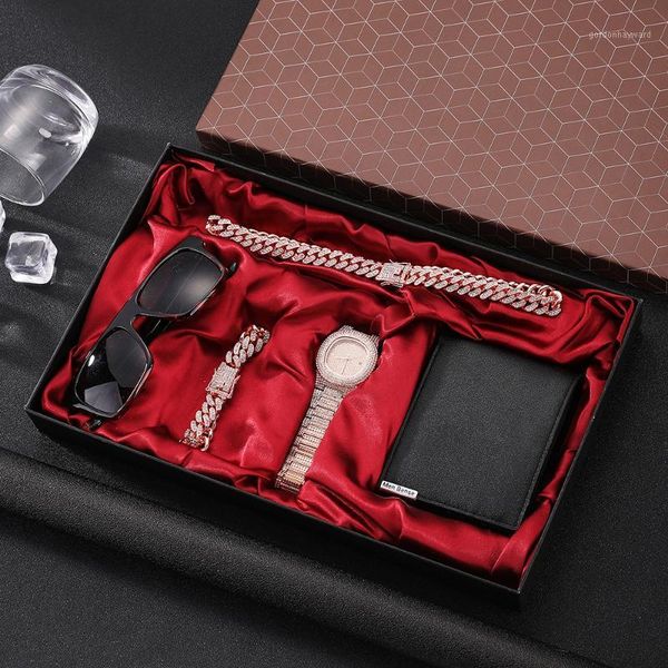 wristwatches 2021 5pcs/set fashion creative women's wirstwatch set gift box watch sunglasses bracelets sets for ladies, Slivery;brown
wristwatches 2021 5pcs/set fashion creative women's wirstwatch set gift box watch sunglasses bracelets sets for ladies, Slivery;brown