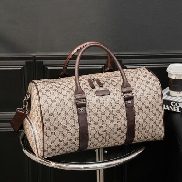 factory wholesale mens bag england style printed men women travel bags outdoor fitness plaid handbags large wet and dry leather fashion
factory wholesale mens bag england style printed men women travel bags outdoor fitness plaid handbags large wet and dry leather fashion