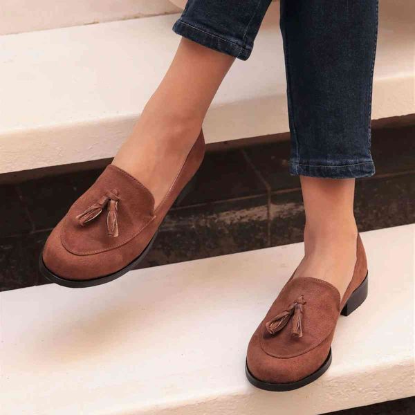 dress shoes mio gusto brand iris, brown / burgundy navy-blue colors low heel casual oxford women 's shoes for women d, Black
dress shoes mio gusto brand iris, brown / burgundy navy-blue colors low heel casual oxford women 's shoes for women d, Black