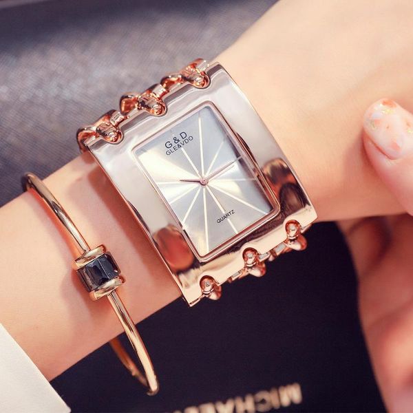 wristwatches women watch 2021 dress rhinestone stylish gold female watches for montre femme, Slivery;brown
wristwatches women watch 2021 dress rhinestone stylish gold female watches for montre femme, Slivery;brown
