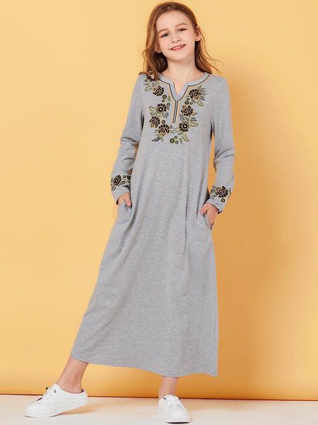 Girls Kaftan Dubai Abaya For Kids Hijab Muslim Dress Turkish Dresses Abayas Children Islam Caftan Qatar Ramadan Islamic Clothing
Girls Kaftan Dubai Abaya For Kids Hijab Muslim Dress Turkish Dresses Abayas Children Islam Caftan Qatar Ramadan Islamic Clothing