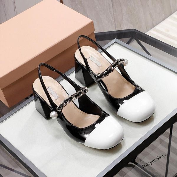 dress shoes 2021 designer retro square toe thick heel elegant pearl patent leather woman mary janes sandals handmade, Black
dress shoes 2021 designer retro square toe thick heel elegant pearl patent leather woman mary janes sandals handmade, Black