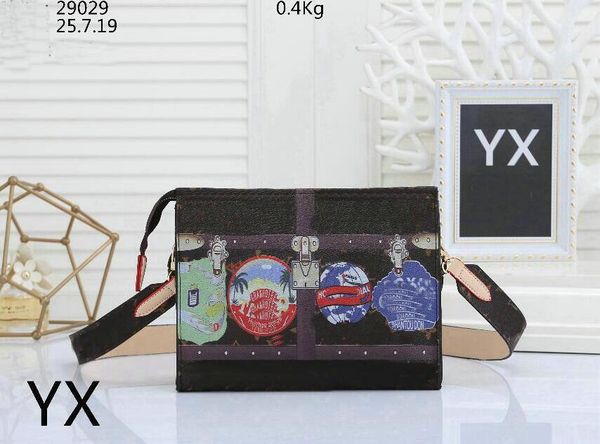 women handbags gold chain crossbody soho bag style most cross body feminina shoulder bags 25x7x19 29029#
women handbags gold chain crossbody soho bag style most cross body feminina shoulder bags 25x7x19 29029#