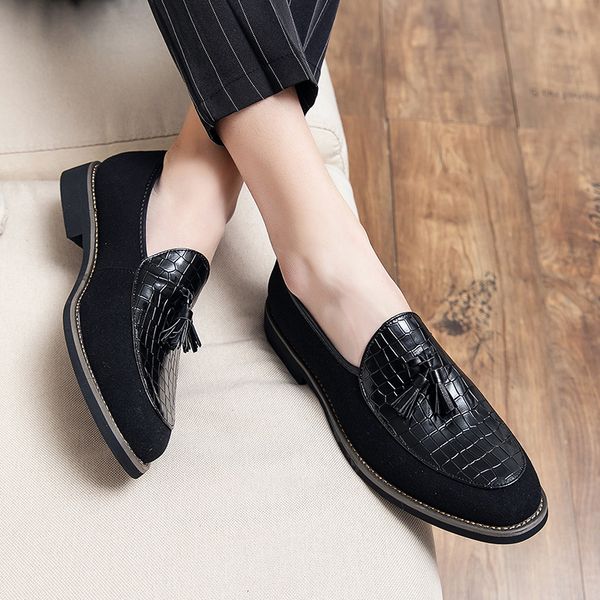 464748 size cross-border large size brogue tassel mens shoes retro british style business small leather shoes korean casual pointed leather, Black
464748 size cross-border large size brogue tassel mens shoes retro british style business small leather shoes korean casual pointed leather, Black