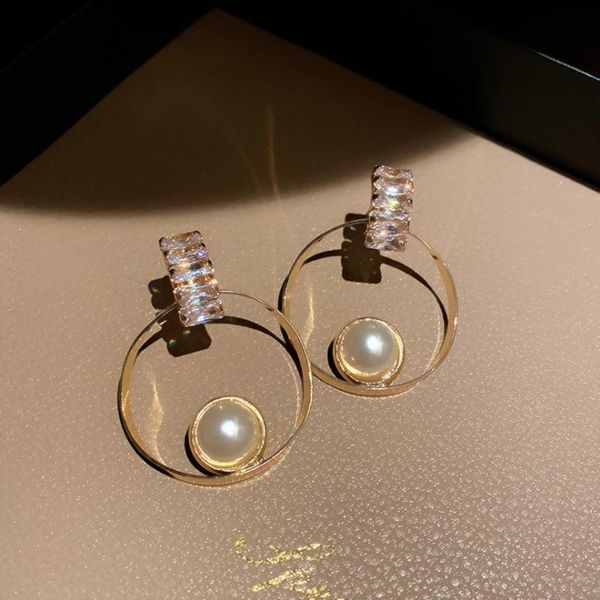 stud summer style personality creative big circle pendant earrings luxury fashion casual dance party for women, Golden;silver
stud summer style personality creative big circle pendant earrings luxury fashion casual dance party for women, Golden;silver