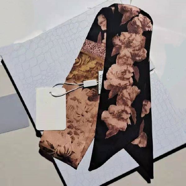 designer design woman's scarf, fashion letter copy handbag scarves, neckties, hair bundles ,silk material wraps 6*100, Blue;gray
designer design woman's scarf, fashion letter copy handbag scarves, neckties, hair bundles ,silk material wraps 6*100, Blue;gray