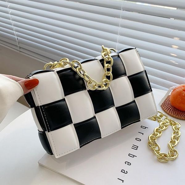 evening bags weave square shoulder for women 2021 fashion high-quality leather designer handbag chain crossbody bag1
evening bags weave square shoulder for women 2021 fashion high-quality leather designer handbag chain crossbody bag1