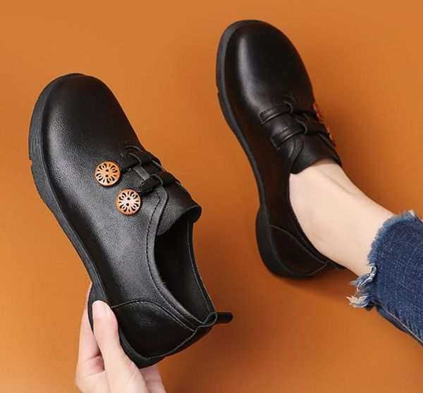 dress shoes breathable women's leather autumn and winter fashion retro low-heeled casual, Black
dress shoes breathable women's leather autumn and winter fashion retro low-heeled casual, Black