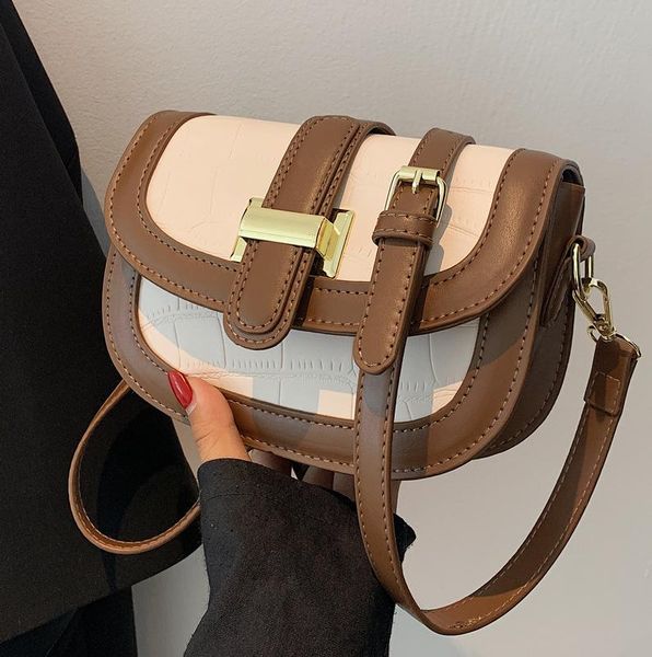 evening bags luxury fashion bag 2021 wave high-end sense of stone pattern one-shoulder chain female messenger all-match saddle
evening bags luxury fashion bag 2021 wave high-end sense of stone pattern one-shoulder chain female messenger all-match saddle