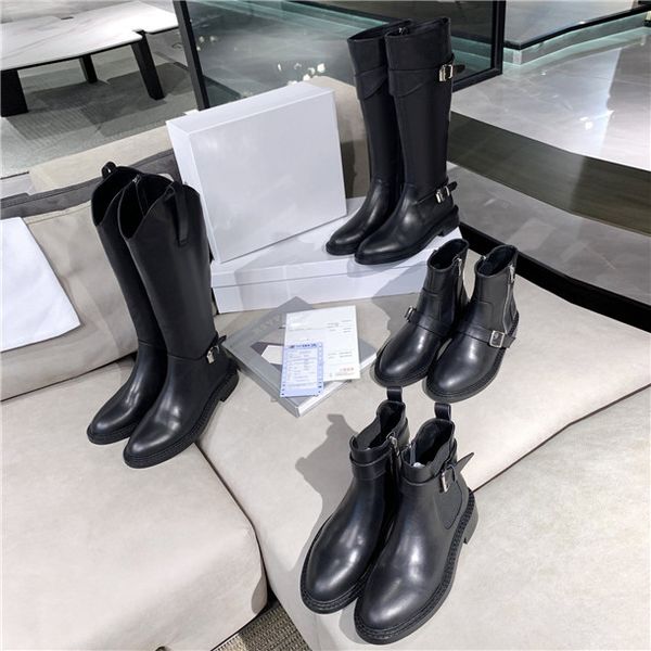 2021 ss women's shoes designer eather boots luxury and comfortable brand martin boots with shoe box, Red;white
2021 ss women's shoes designer eather boots luxury and comfortable brand martin boots with shoe box, Red;white
