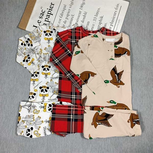 bobozone panda duck plaid long sleeve t-shirt and leggings for kids boys girls autumn winter 211130, Blue;red
bobozone panda duck plaid long sleeve t-shirt and leggings for kids boys girls autumn winter 211130, Blue;red