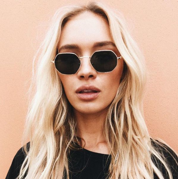sunglasses alt i gen g ö zl ü k ladies sunglasse hexagonal metal designer brand women's fashion ocean transparent uv400 eyepiece, White;black
sunglasses alt i gen g ö zl ü k ladies sunglasse hexagonal metal designer brand women's fashion ocean transparent uv400 eyepiece, White;black