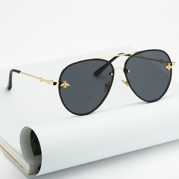 brand design 2021 fashion women small bees sunglasses colour non glasses female male outdoor travel glasses uv400 glasses wholesale, Silver
brand design 2021 fashion women small bees sunglasses colour non glasses female male outdoor travel glasses uv400 glasses wholesale, Silver