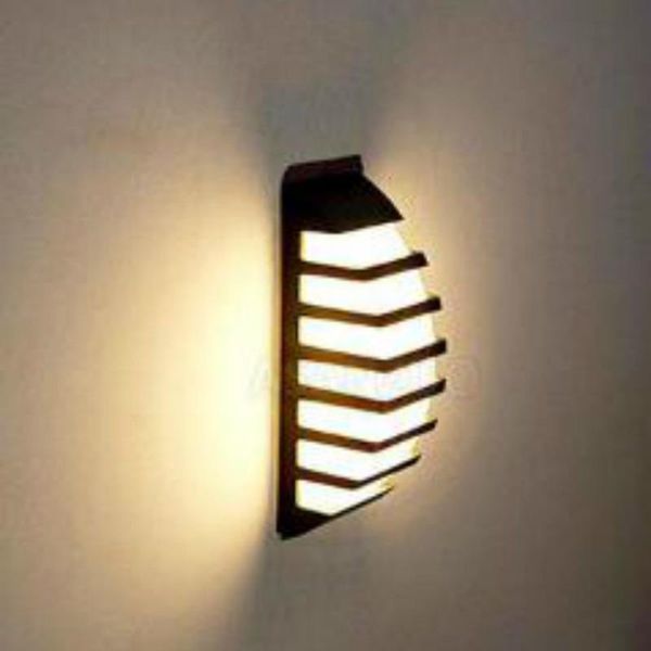 outdoor wall lamp modern minimalist wall-mounted 85-265v half-bar waterproof home corridor zm911
outdoor wall lamp modern minimalist wall-mounted 85-265v half-bar waterproof home corridor zm911