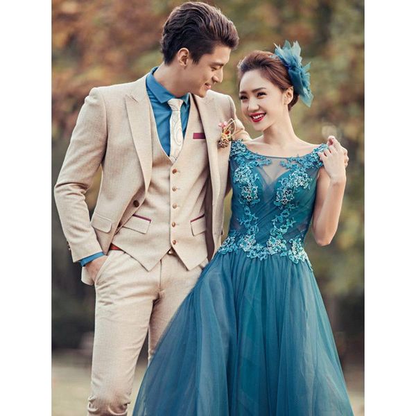 men's suits & blazers beige formal wedding for men custome homme fashion tuxedos handsome terno slim fit suit(jacket+pants+vest, White;black
men's suits & blazers beige formal wedding for men custome homme fashion tuxedos handsome terno slim fit suit(jacket+pants+vest, White;black