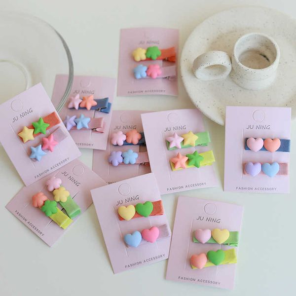 girl heart contrast compact duckbill clip love flower star color matching edge clip children's hair accessories, Slivery;white
girl heart contrast compact duckbill clip love flower star color matching edge clip children's hair accessories, Slivery;white