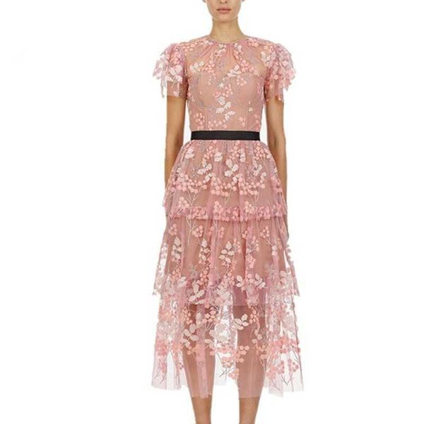 elegant ruffles short sleeve pink mesh floral embroidery long party dress summer women self portrait dress y200805, Black;pink
elegant ruffles short sleeve pink mesh floral embroidery long party dress summer women self portrait dress y200805, Black;pink