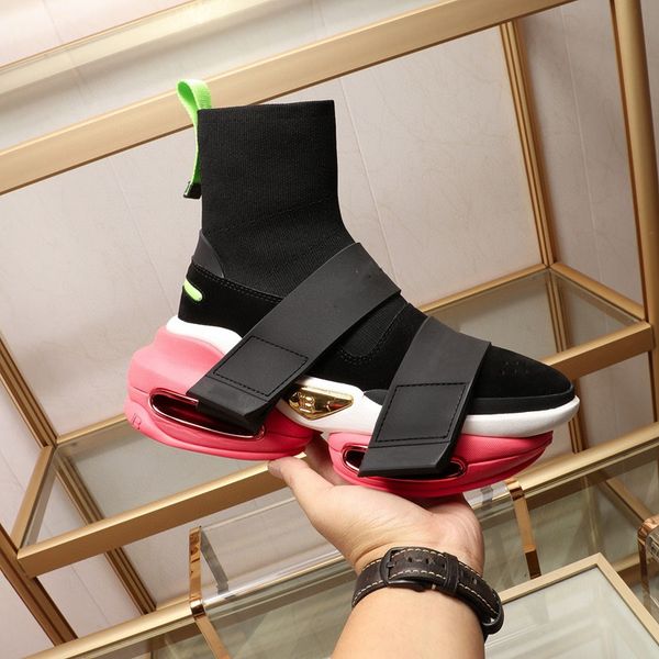 2021 designer high daddy shoes speed trainer platform casual shoes three pairs of socks flat bottom men's and women's fashion code, Black
2021 designer high daddy shoes speed trainer platform casual shoes three pairs of socks flat bottom men's and women's fashion code, Black