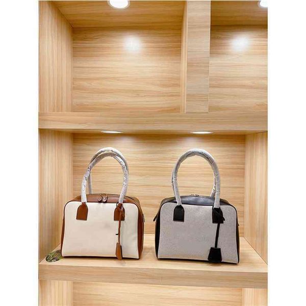handbagbali high edition handbag new large capacity simple women's one shoulder messenger baggg bag
handbagbali high edition handbag new large capacity simple women's one shoulder messenger baggg bag