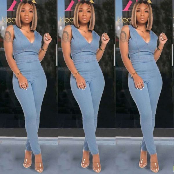 cc0992 women's jeans v-neck jumpsuit, Black;white
cc0992 women's jeans v-neck jumpsuit, Black;white