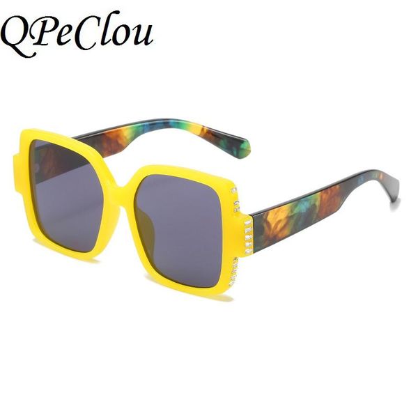 sunglasses 2021 fashion luxury diamond women brand designer vintage square sun glasses female show colorful shades oculos, White;black
sunglasses 2021 fashion luxury diamond women brand designer vintage square sun glasses female show colorful shades oculos, White;black