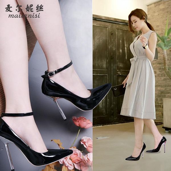 dress shoes sweet2021 fashion 13cm black electroplated metal heel catwalk large size high-heeled women's
dress shoes sweet2021 fashion 13cm black electroplated metal heel catwalk large size high-heeled women's