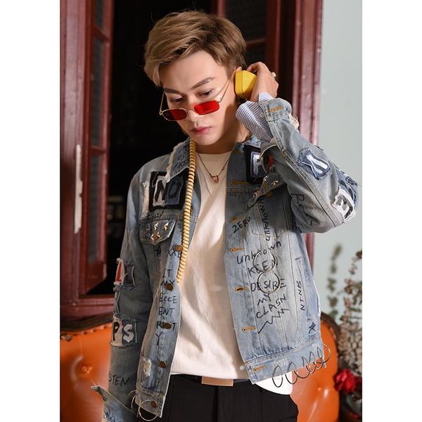 men's jackets 2021 autumn men ripped hole punk hip hop denim jacket blue color coat personality casual washed jeans hiphop streetweare, Black;brown
men's jackets 2021 autumn men ripped hole punk hip hop denim jacket blue color coat personality casual washed jeans hiphop streetweare, Black;brown