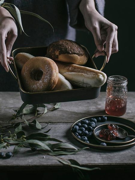 dishes & plates creative distressed retro simple round bread tray with iron storage country style shooting props
dishes & plates creative distressed retro simple round bread tray with iron storage country style shooting props