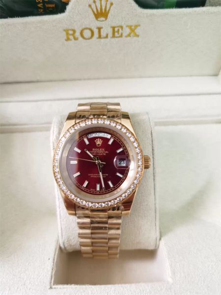 with original box luxury watches 41mm mens 18k yellow gold red dial bigger diamond automatic fashion brand men's watch wristwatch 2813, Slivery;brown
with original box luxury watches 41mm mens 18k yellow gold red dial bigger diamond automatic fashion brand men's watch wristwatch 2813, Slivery;brown