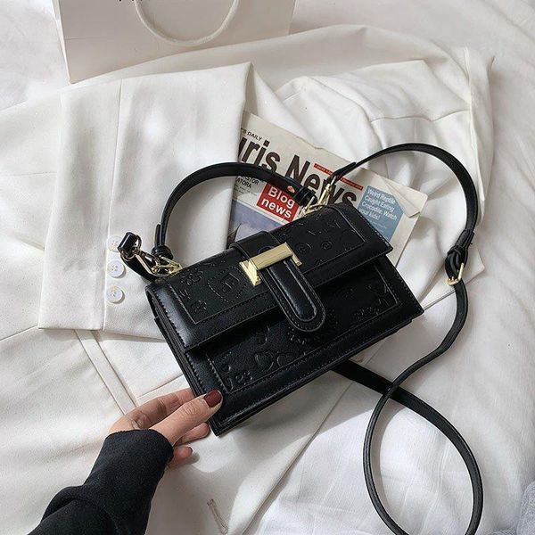 evening bags personalized brand women's bag 2021 fashion korean portable small square wild shoulder messenger 
evening bags personalized brand women's bag 2021 fashion korean portable small square wild shoulder messenger