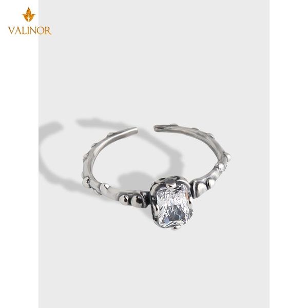 cluster rings simple sense of retro bone gem ring women 925 sterling silver, Golden;silver
cluster rings simple sense of retro bone gem ring women 925 sterling silver, Golden;silver
